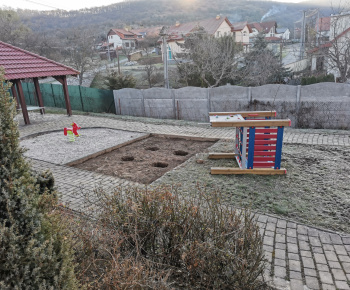 Aktuality / Revitalizácia oddychovej zóny v areáli Domu tradícií - foto