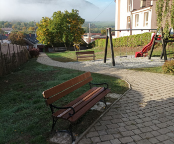 Aktuality / Revitalizácia oddychovej zóny v areáli Domu tradícií - foto